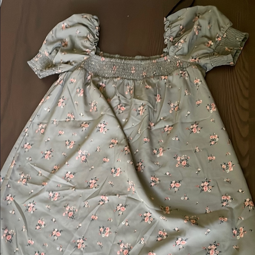 Forever 21 Green Ruched Sundress Square Neck